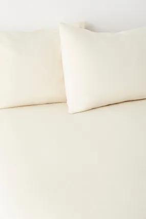 Linen Fitted Sheet and Pillow Set in Natural